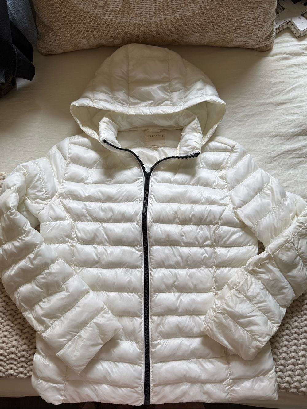 Copper Key White Hooded Light Weight Zip Up Puffer Jacket Size XS